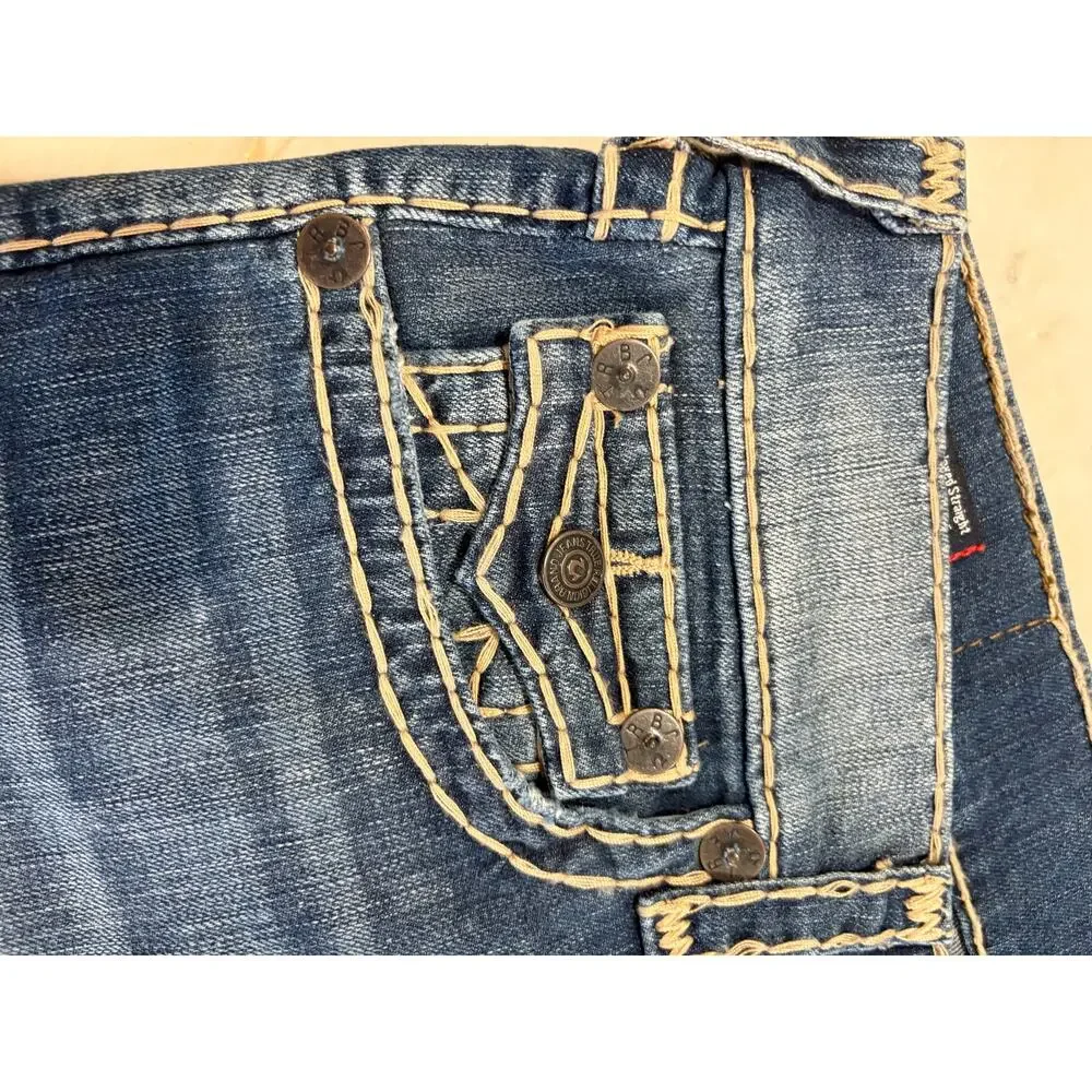 NWT True Religion Ricky straight leg jeans w/ Union Jack Embroidery  Size 38